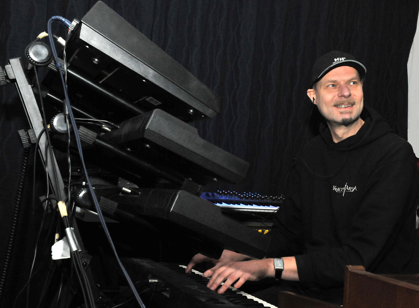 ALLE BANDLEDEN, Hyperdrive